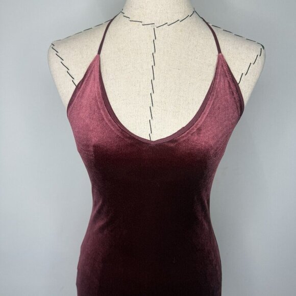 Kimchi Blue Mini Wine Colored Velvet Short Dress Holiday Party Sz Small - Picture 2 of 7
